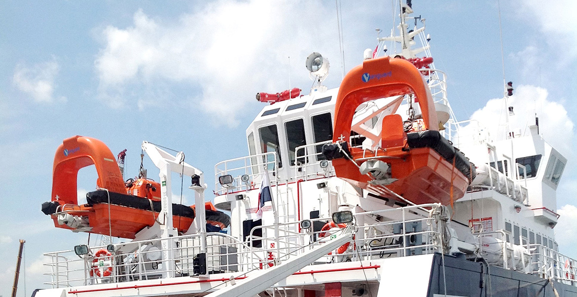 gambar rescue boat DMS Supply