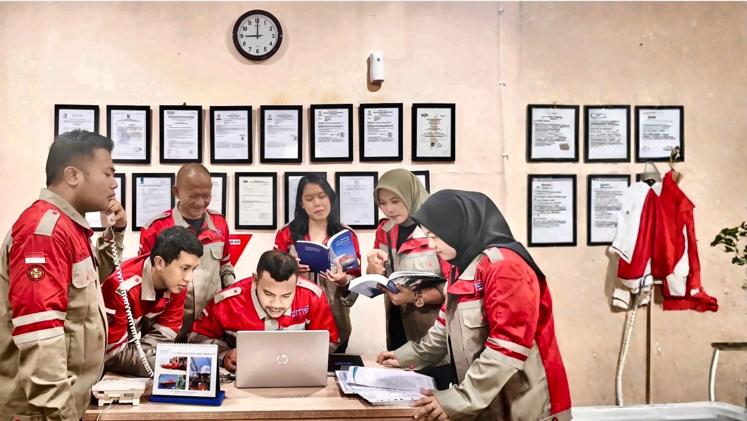 Homepage - Contact Us Homepage - Contact Us